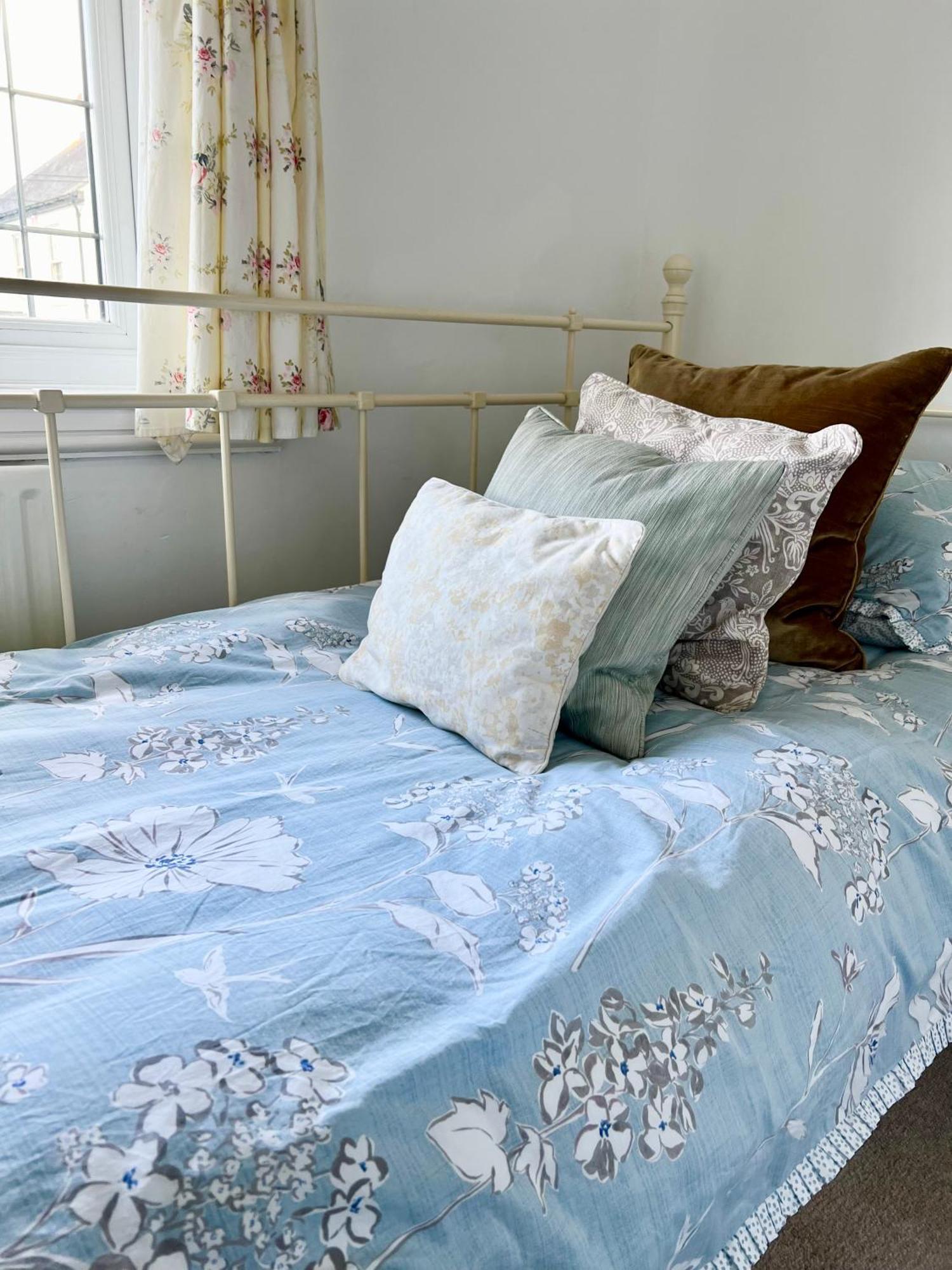 Holly Cottage Cosy Home In Sherwood Forest Едуинстоу Екстериор снимка